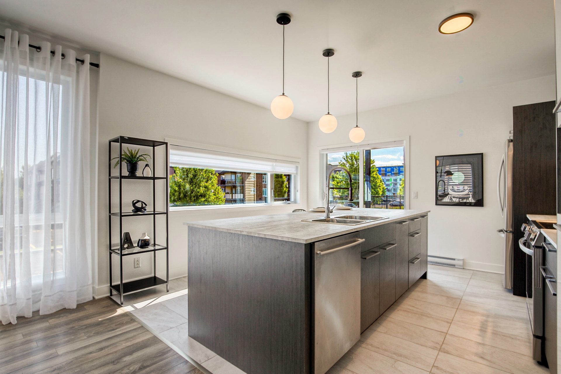 









281


Rue Prévert

, 8,
Saint-Basile-le-Grand,




QC
J3N1E8

