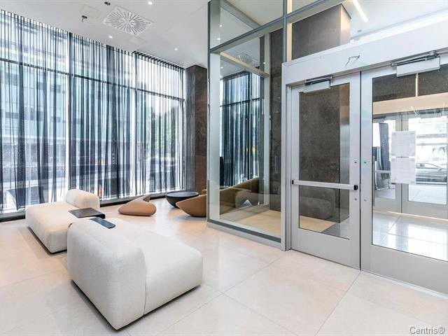 









1500


Boul. René-Lévesque O.

, 1701,
Montréal (Ville-Marie),




QC
H3G2H1

