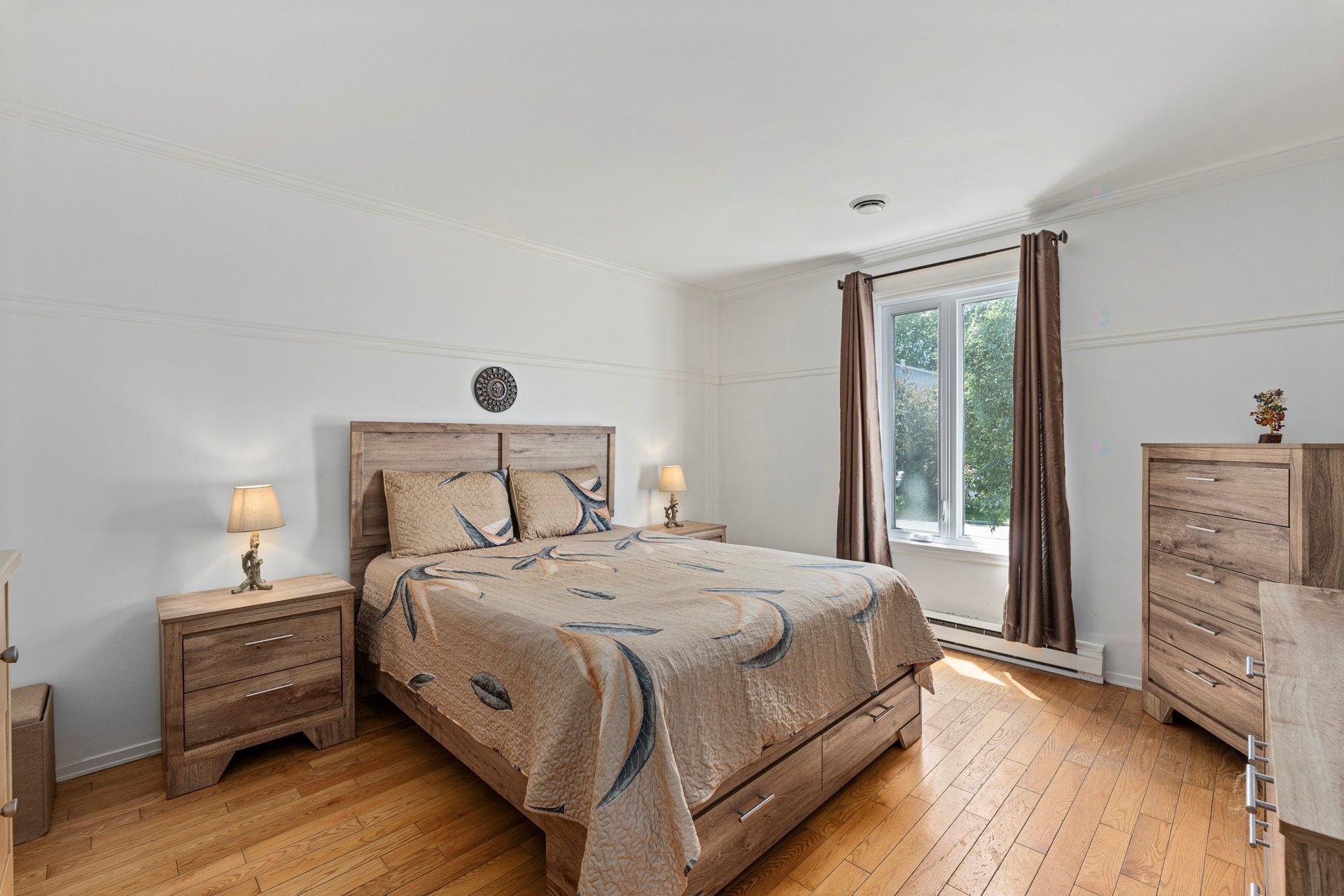 









62


Rue Évangéline

,
Vaudreuil-Dorion,




QC
J7V8A8

