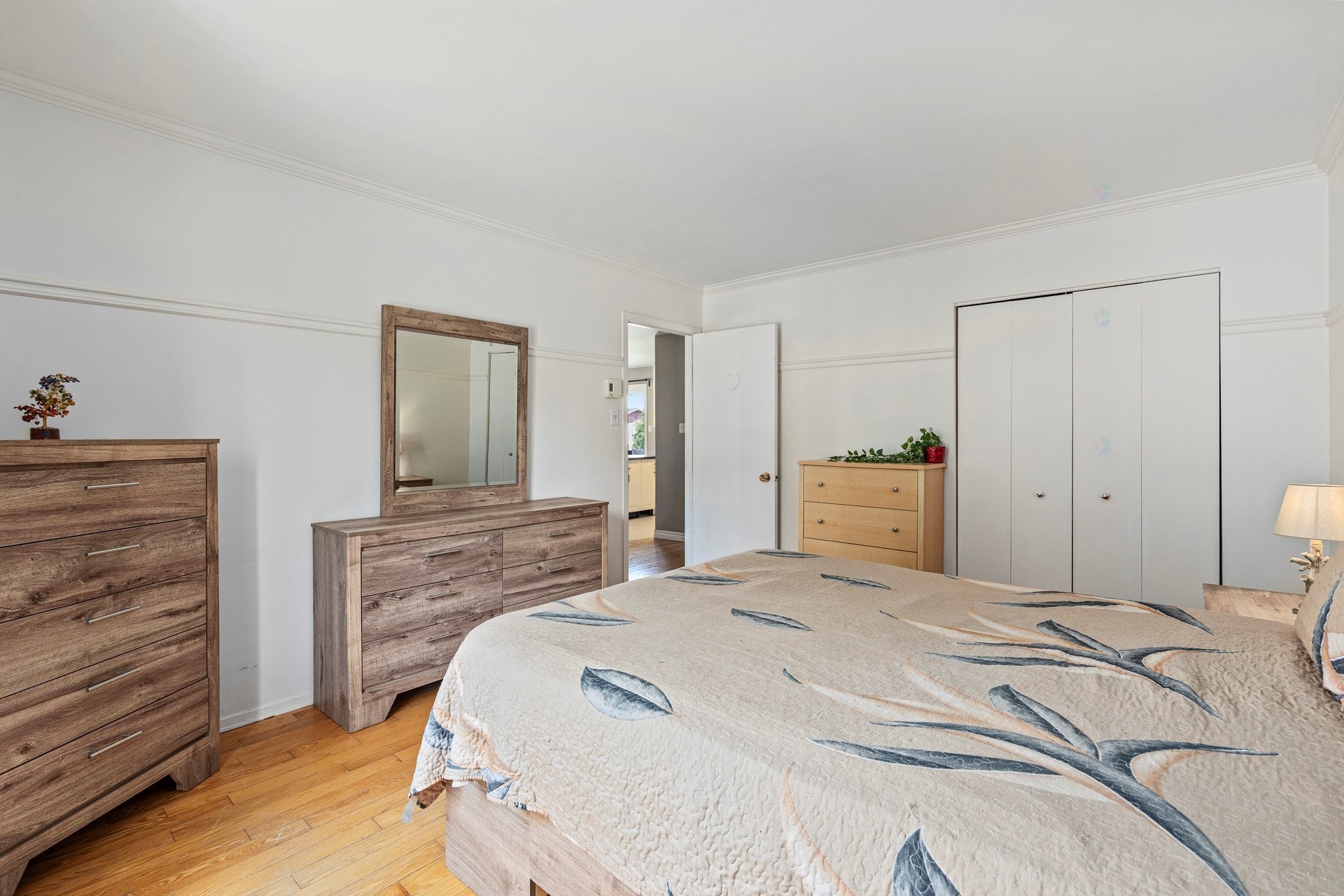 









62


Rue Évangéline

,
Vaudreuil-Dorion,




QC
J7V8A8

