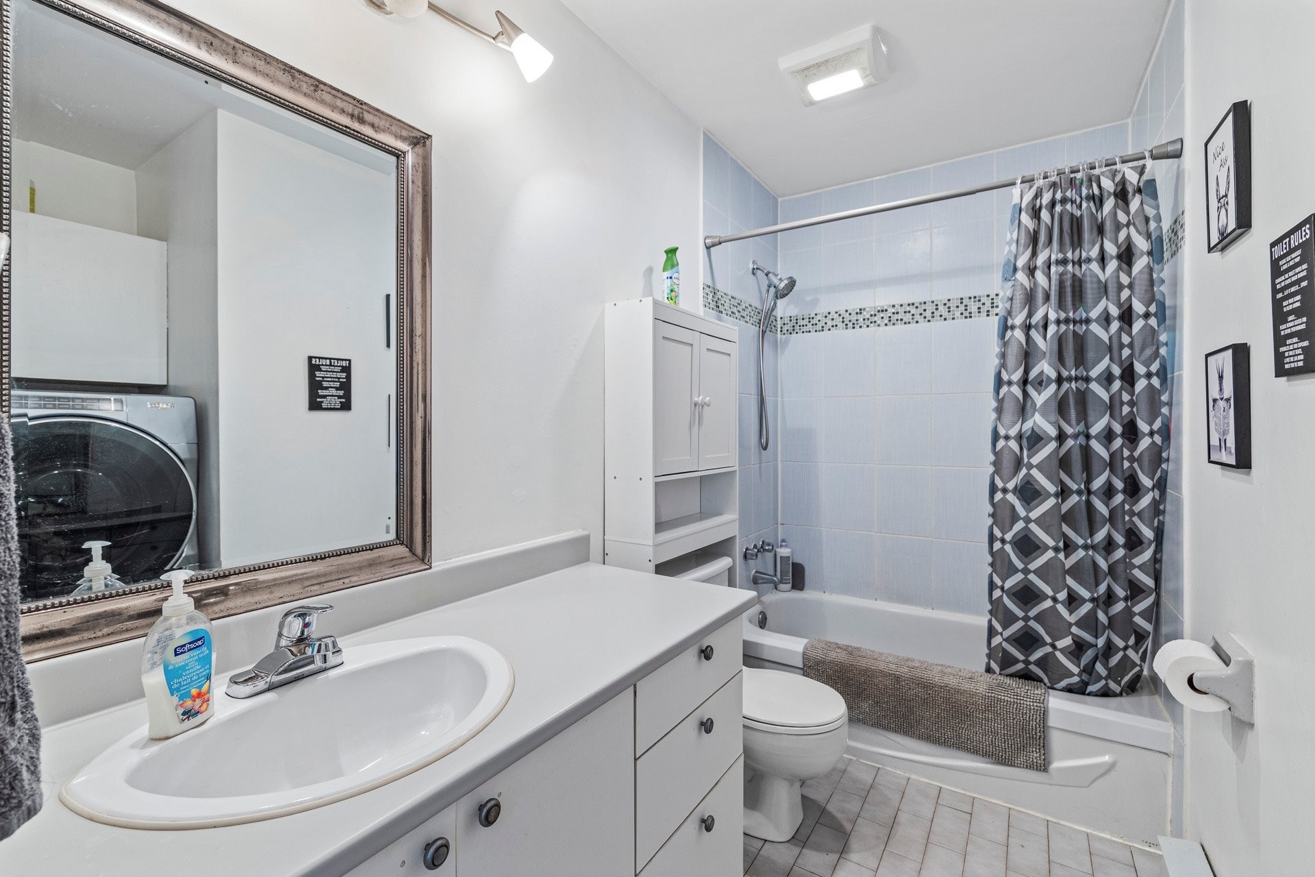 









62


Rue Évangéline

,
Vaudreuil-Dorion,




QC
J7V8A8

