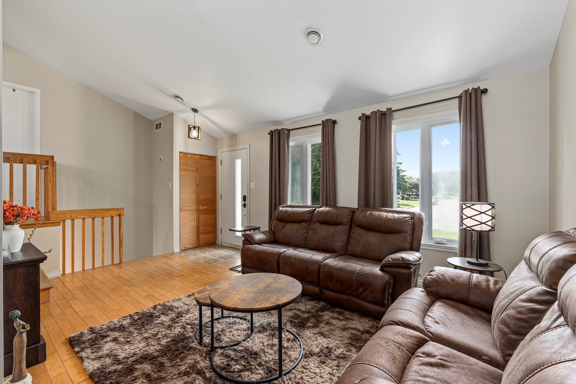 









62


Rue Évangéline

,
Vaudreuil-Dorion,




QC
J7V8A8

