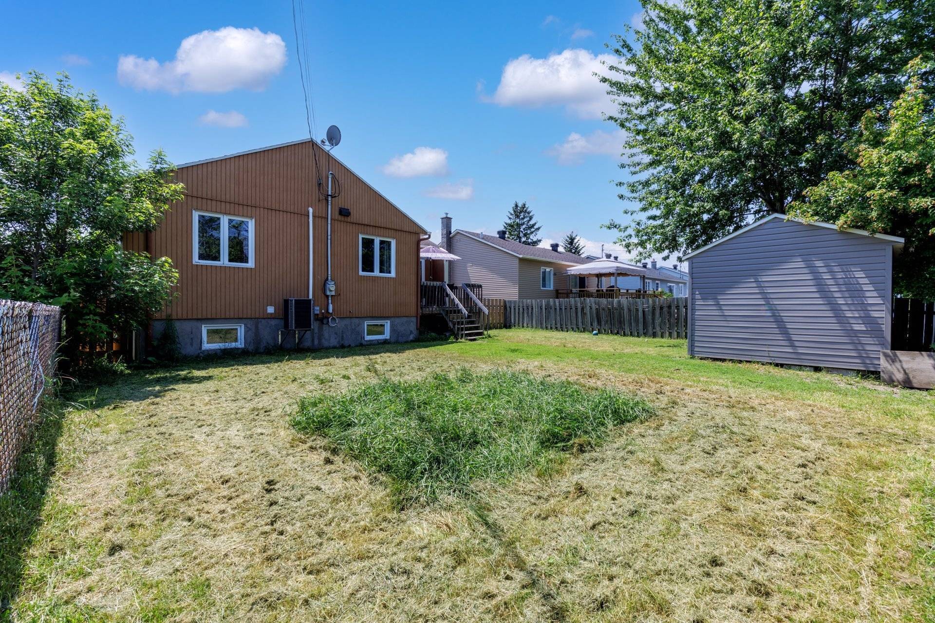 









62


Rue Évangéline

,
Vaudreuil-Dorion,




QC
J7V8A8

