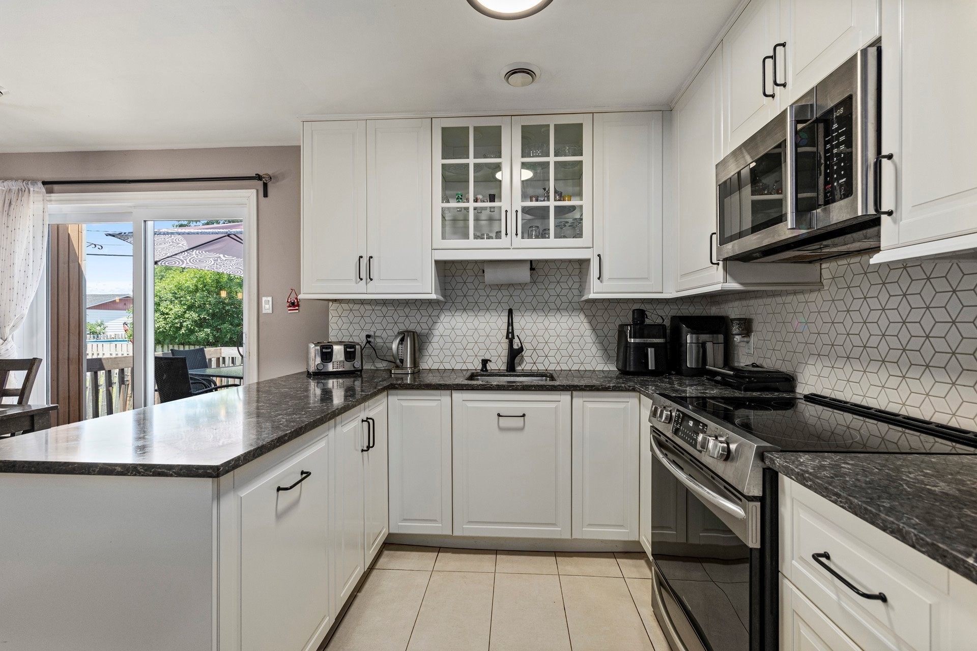 









62


Rue Évangéline

,
Vaudreuil-Dorion,




QC
J7V8A8

