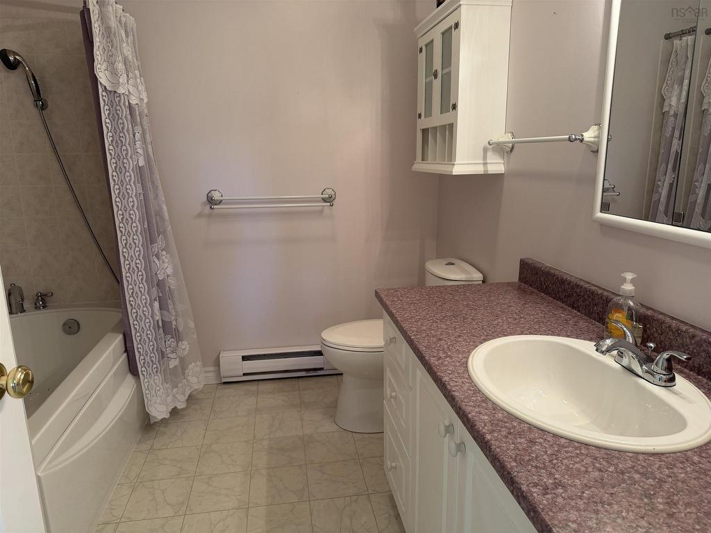 












27 Wellington Court

,
Truro,




NS
B2N 6M9

