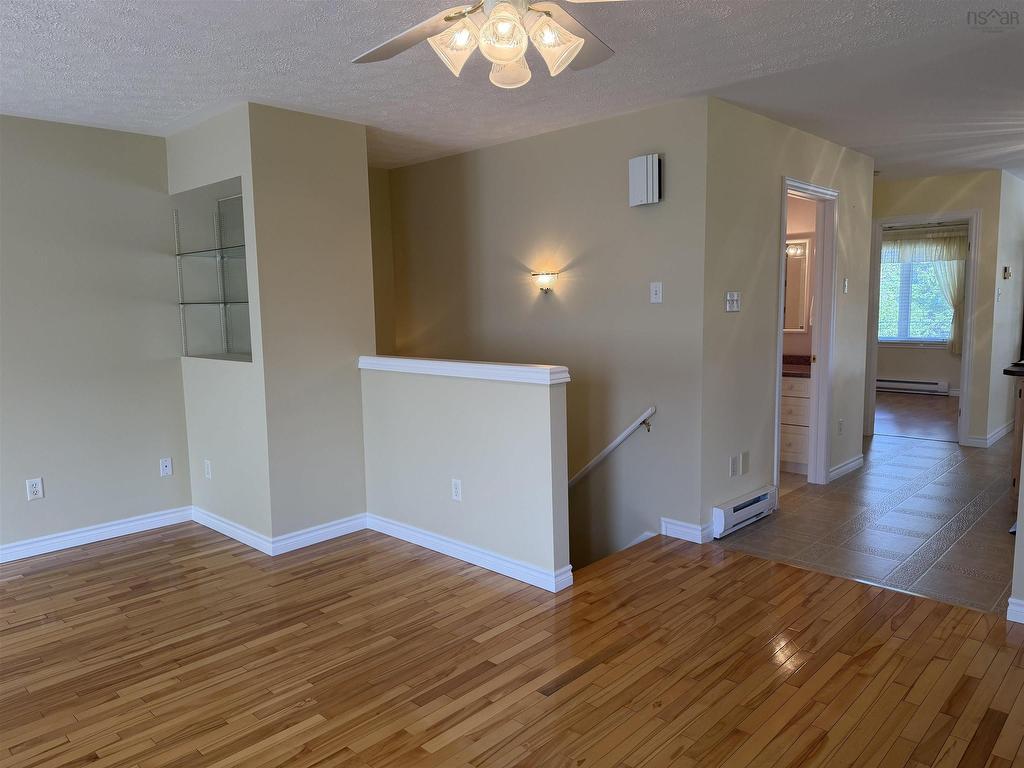 












27 Wellington Court

,
Truro,




NS
B2N 6M9

