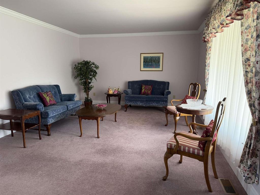 












21 Tulip Place

,
Truro,




NS
B2N 3M6

