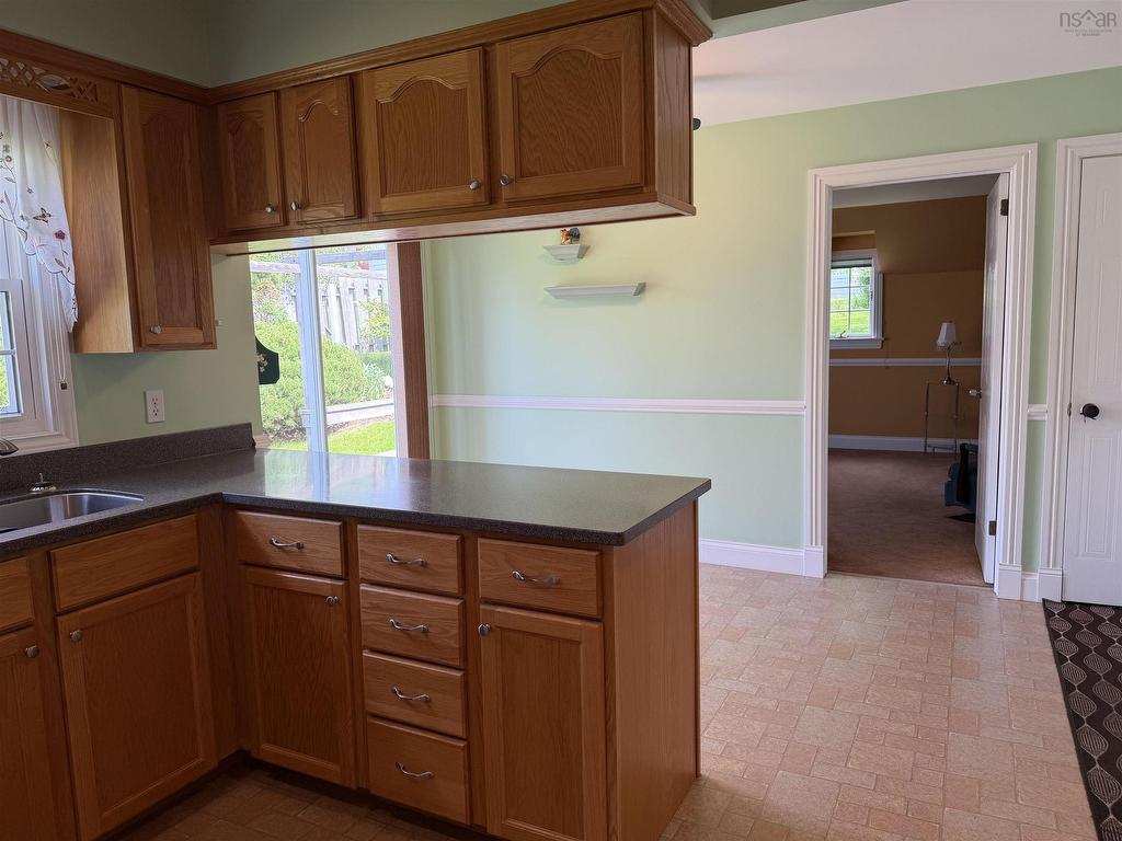 












21 Tulip Place

,
Truro,




NS
B2N 3M6

