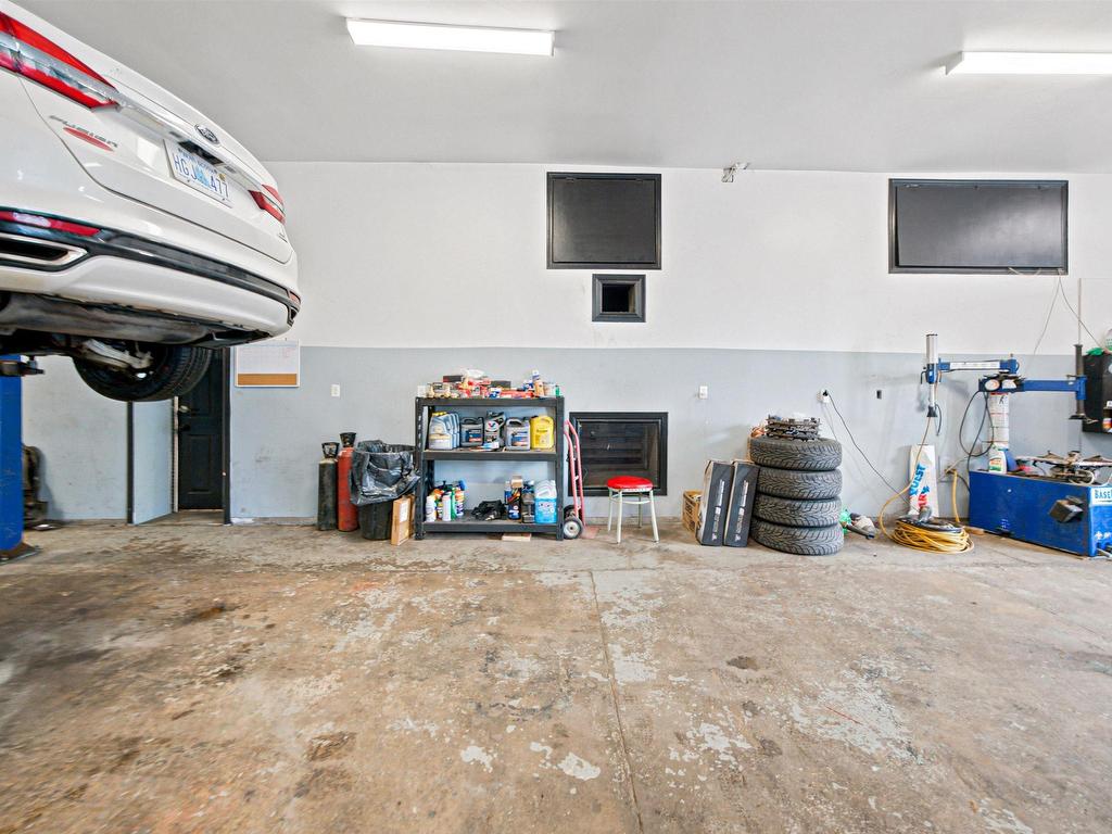 












1040 Myra Road

,
Porters Lake,




NS
B3E 1G6

