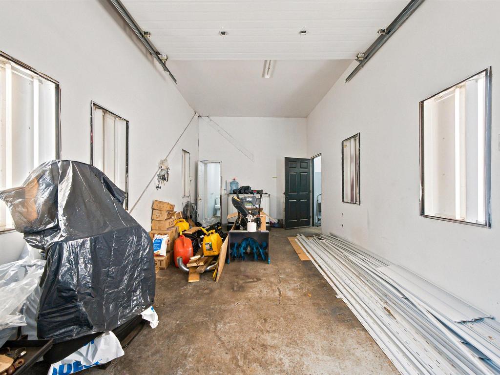 












1040 Myra Road

,
Porters Lake,




NS
B3E 1G6

