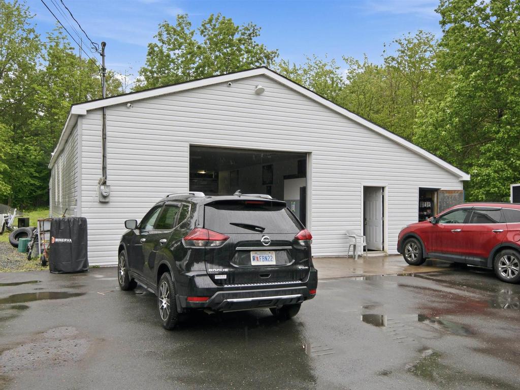 












1040 Myra Road

,
Porters Lake,




NS
B3E 1G6


