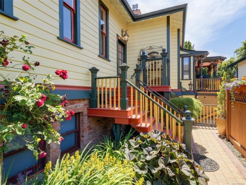 Featured Listing Photo 