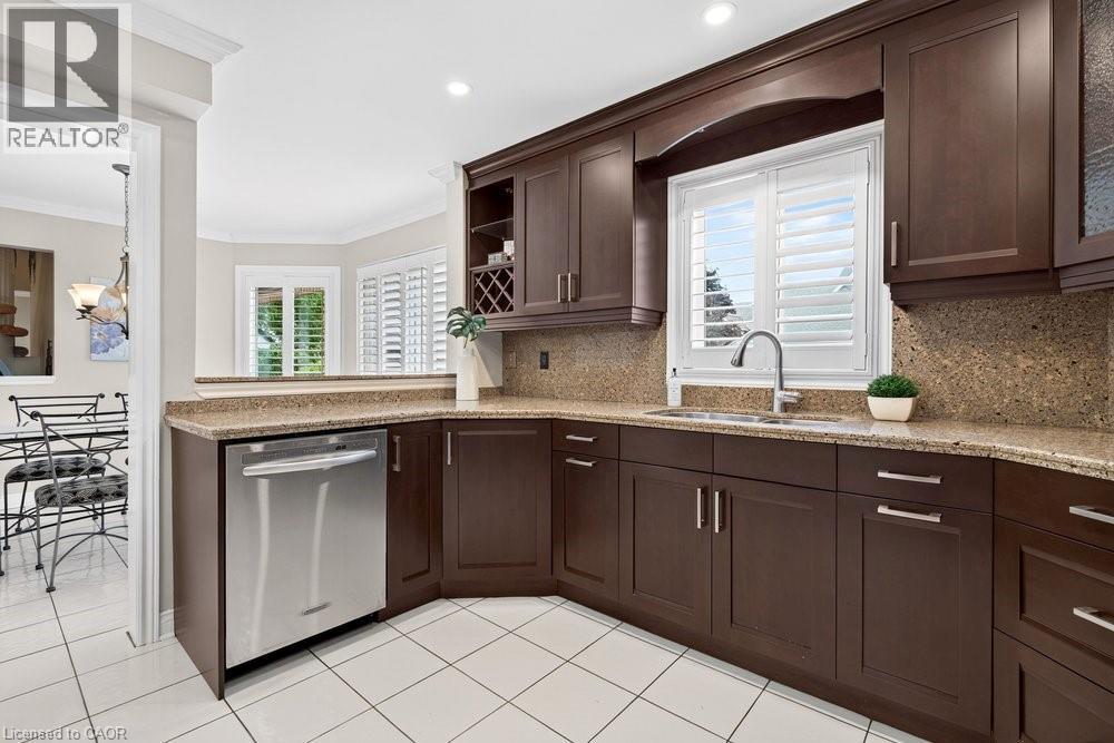 












3334 TRELAWNY Circle

,
Mississauga,




Ontario
L5N6N5


