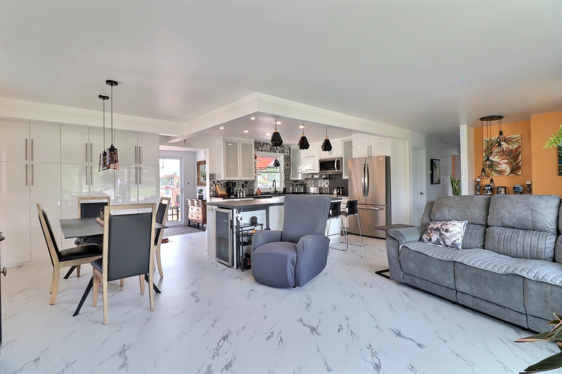 









2748


Rue Lafrance

,
Saguenay (Jonquière),




QC
G7S1C8

