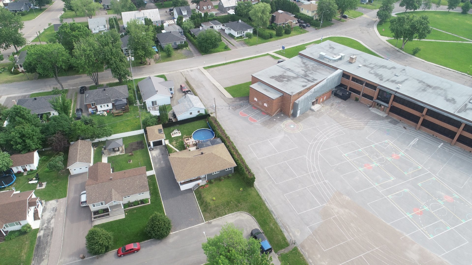 









2748


Rue Lafrance

,
Saguenay (Jonquière),




QC
G7S1C8


