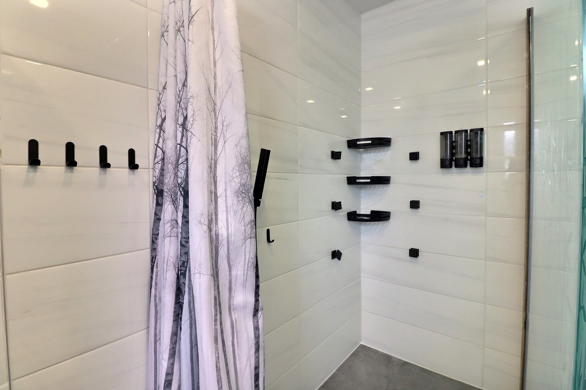 









2748


Rue Lafrance

,
Saguenay (Jonquière),




QC
G7S1C8

