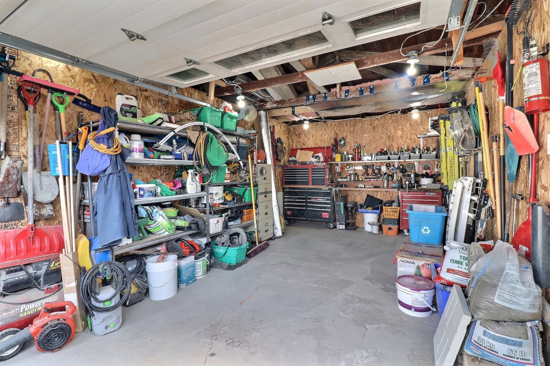 









2748


Rue Lafrance

,
Saguenay (Jonquière),




QC
G7S1C8

