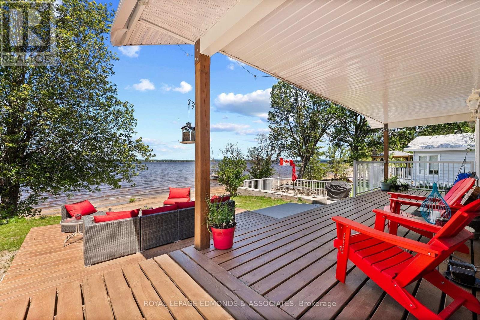












63 GREATVIEW TRAIL

,
Whitewater Region,




Ontario
K8A6W2

