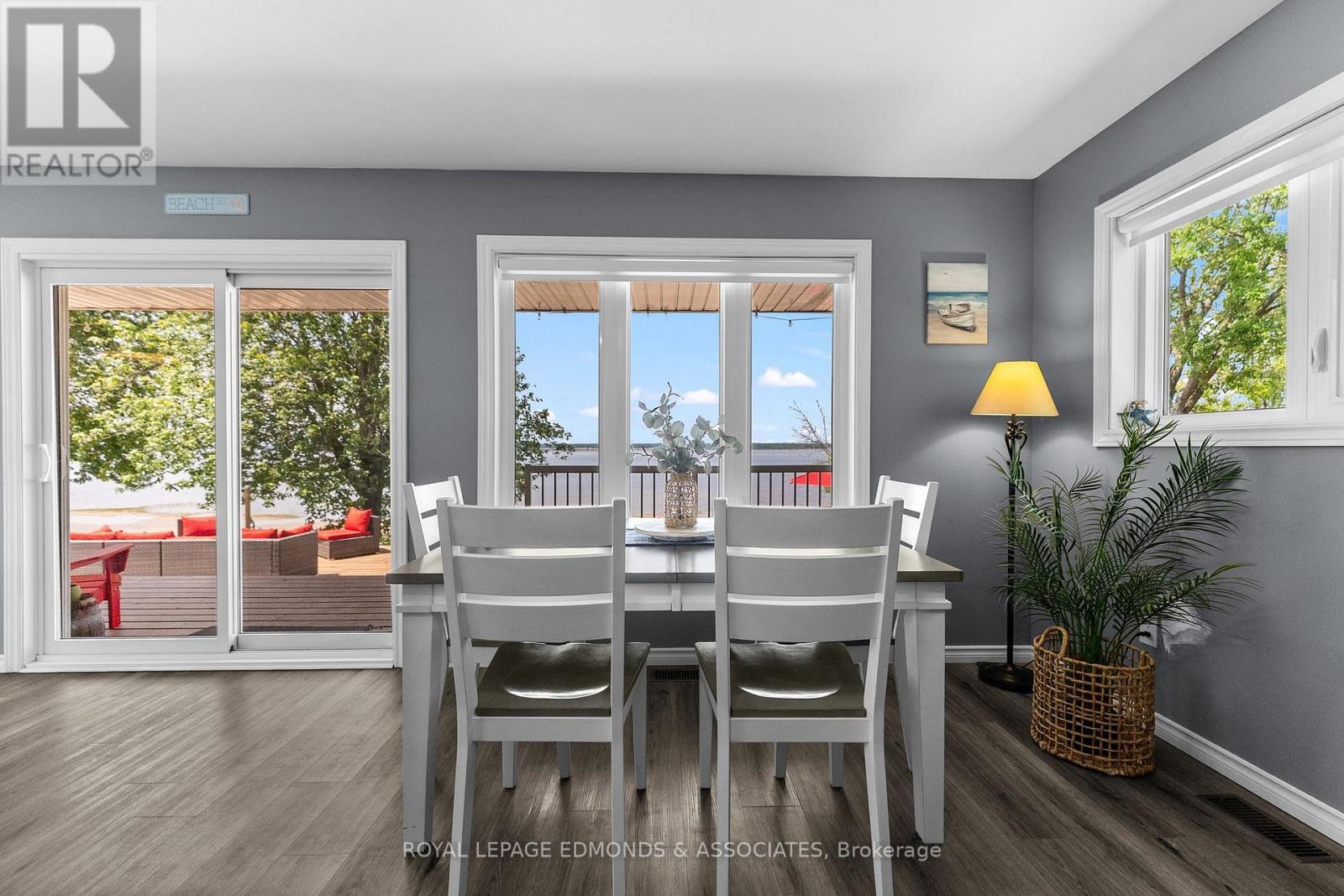












63 GREATVIEW TRAIL

,
Whitewater Region,




Ontario
K8A6W2


