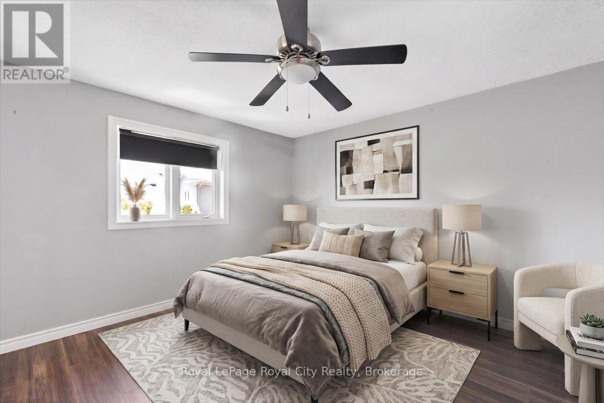 












25 - 1498 GORDON STREET

,
Guelph (Pineridge/Westminster Woods),




Ontario
N1L1C8

