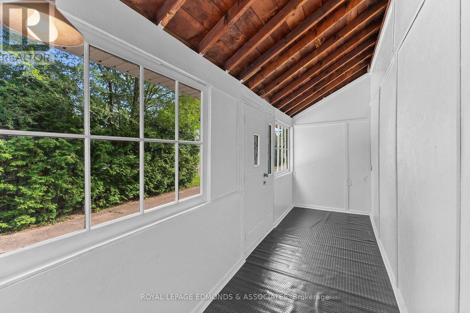 












663 FISCHER STREET

,
Pembroke,




Ontario
K8A6K4

