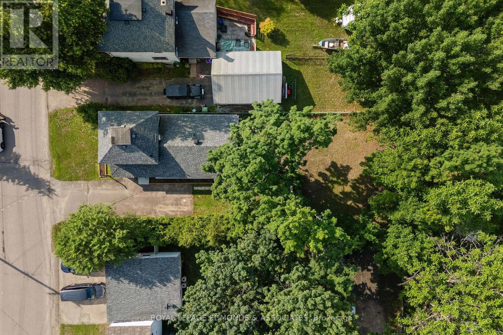 












663 FISCHER STREET

,
Pembroke,




Ontario
K8A6K4

