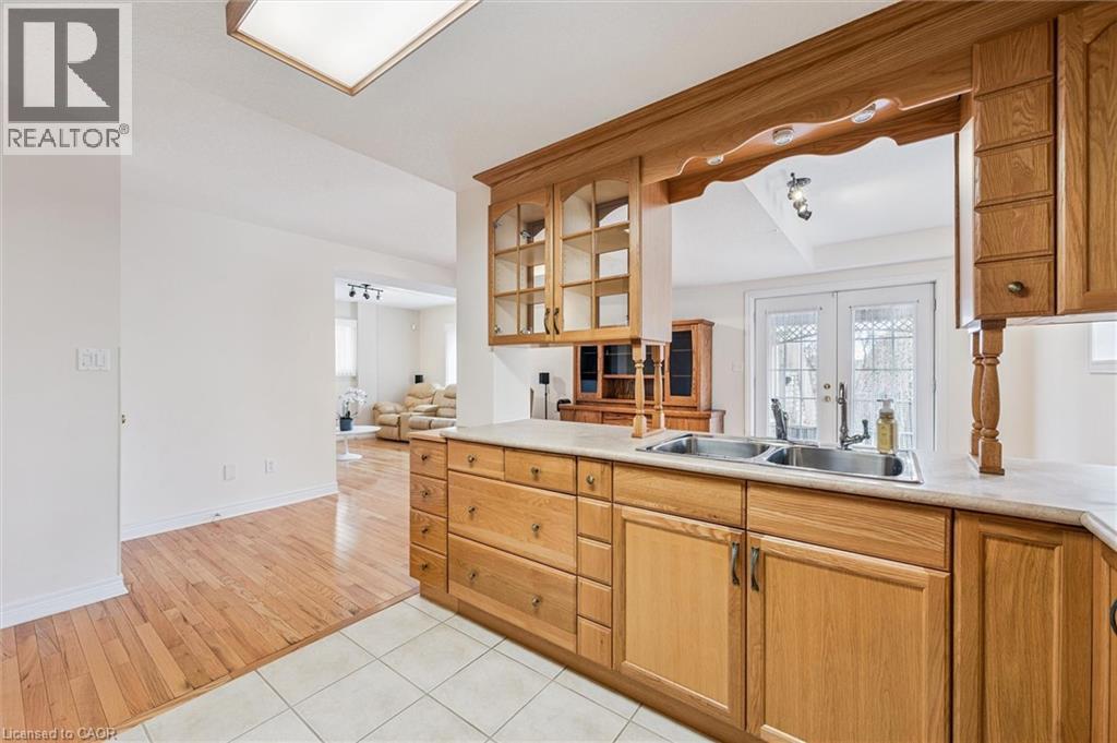 












87 LAW Drive

,
Guelph,




Ontario
N1E7J7

