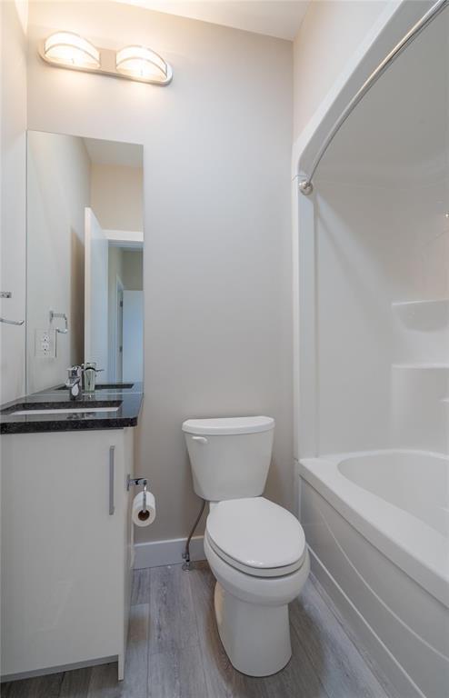












5715 Roblin Boulevard

,
Winnipeg,




Manitoba
R3R0G8

