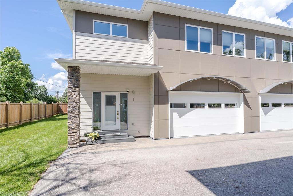 












5715 Roblin Boulevard

,
Winnipeg,




Manitoba
R3R0G8

