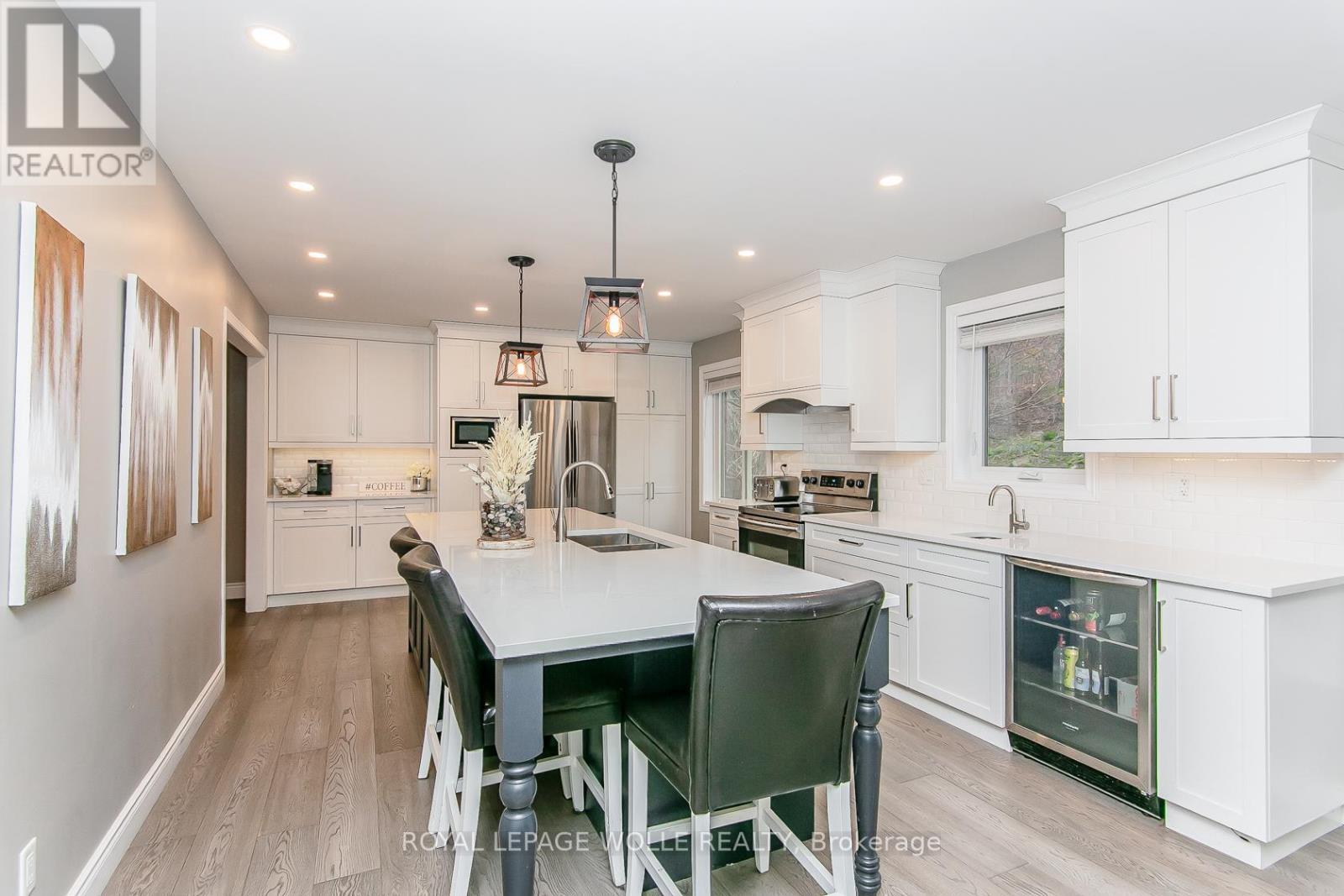 












1774 OLD MILL ROAD

,
Kitchener,




Ontario
N2P1Z5

