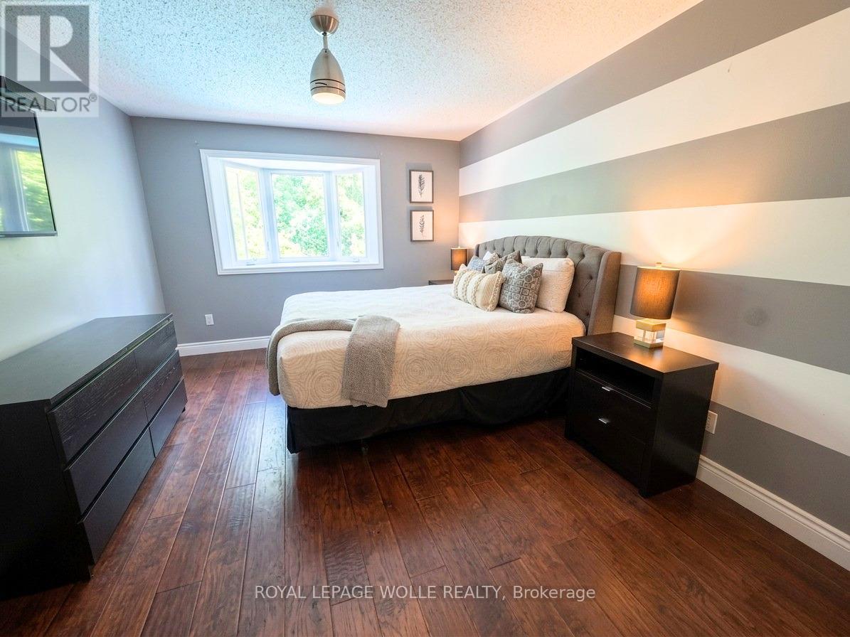 












1774 OLD MILL ROAD

,
Kitchener,




Ontario
N2P1Z5

