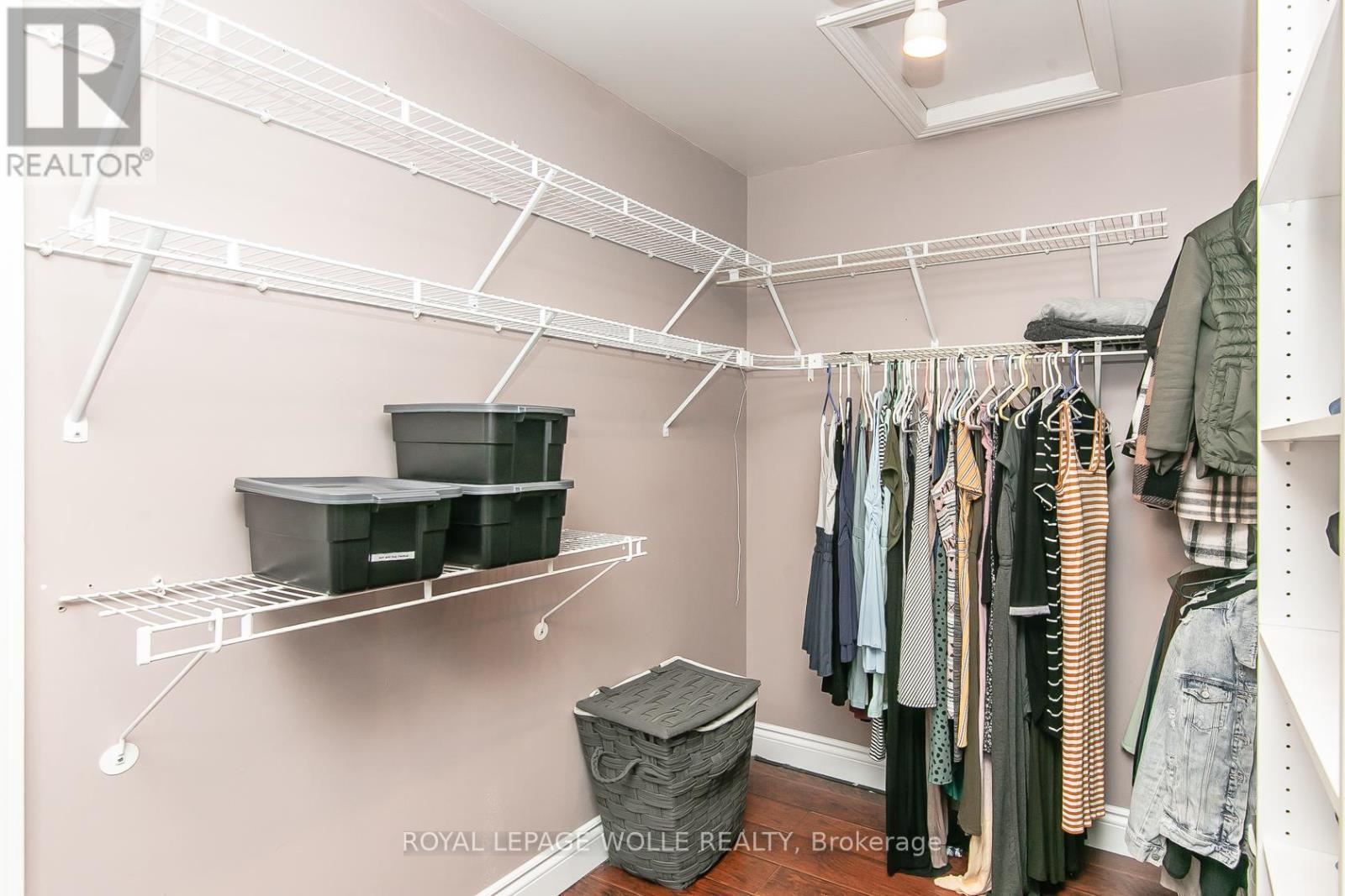 












1774 OLD MILL ROAD

,
Kitchener,




Ontario
N2P1Z5

