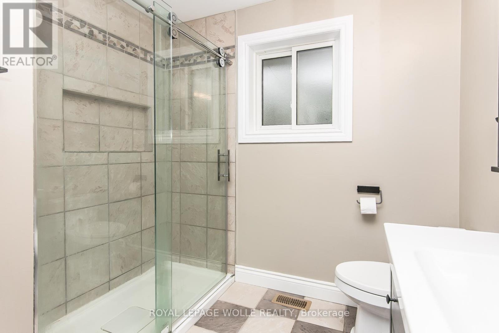 












1774 OLD MILL ROAD

,
Kitchener,




Ontario
N2P1Z5

