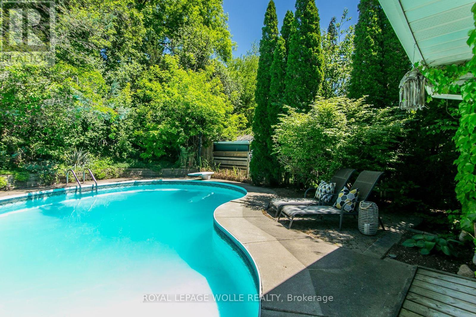 












1774 OLD MILL ROAD

,
Kitchener,




Ontario
N2P1Z5

