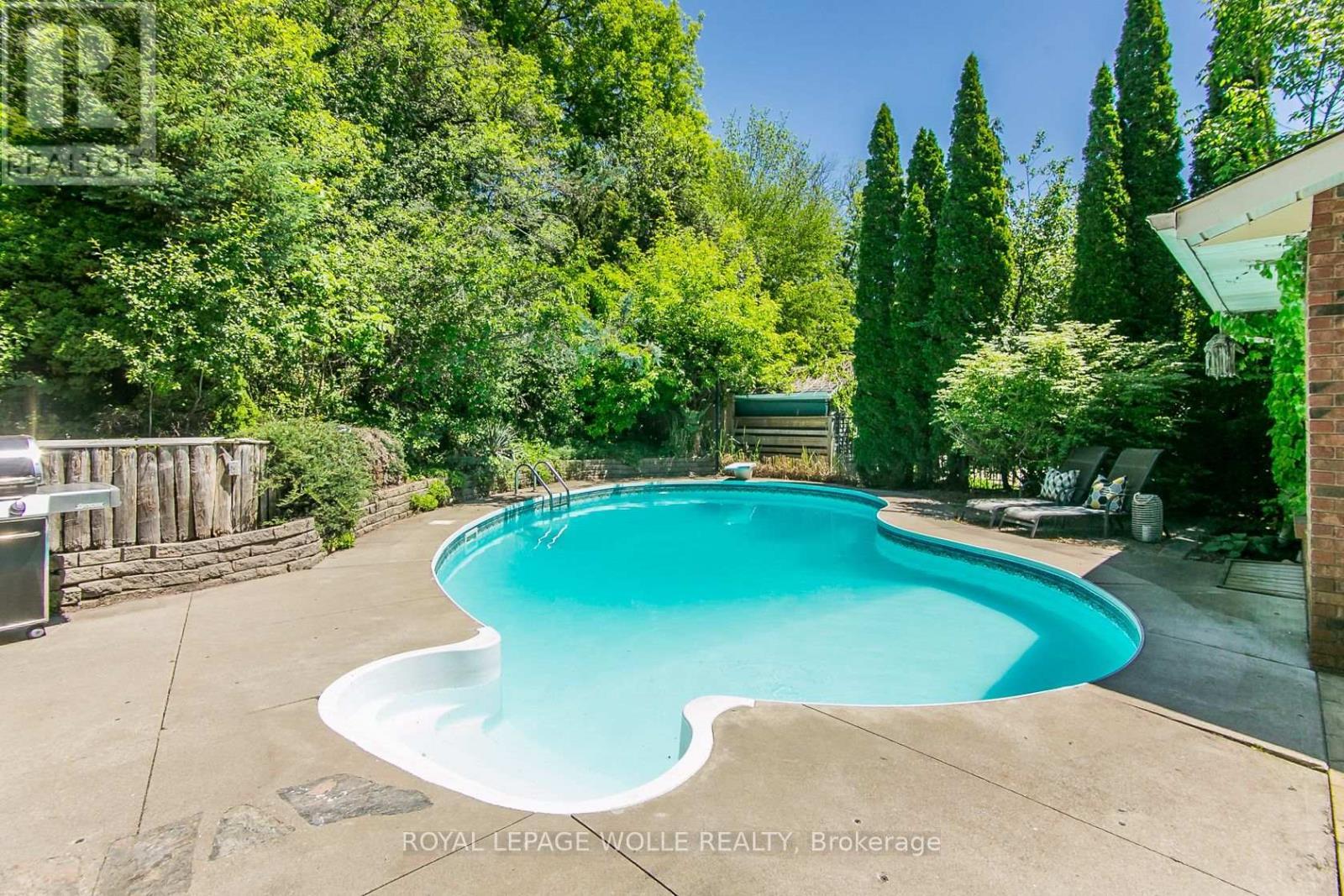 












1774 OLD MILL ROAD

,
Kitchener,




Ontario
N2P1Z5

