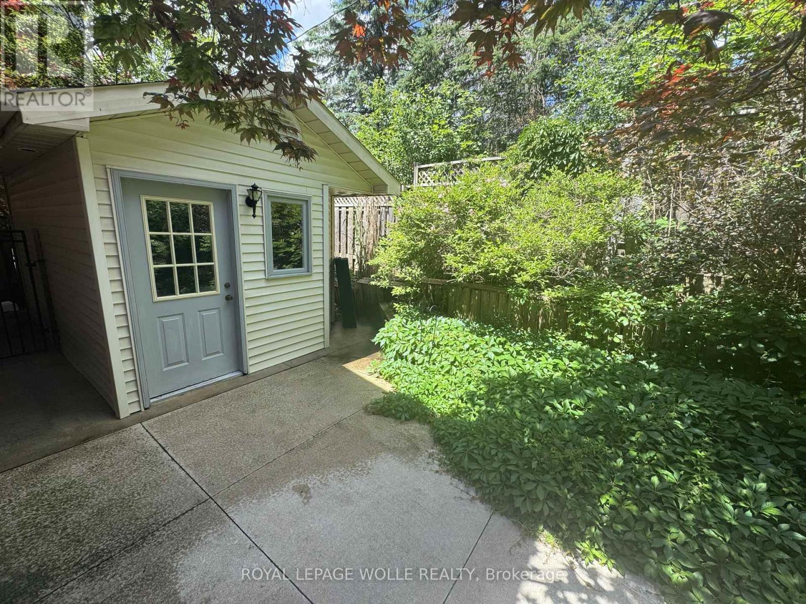 












1774 OLD MILL ROAD

,
Kitchener,




Ontario
N2P1Z5

