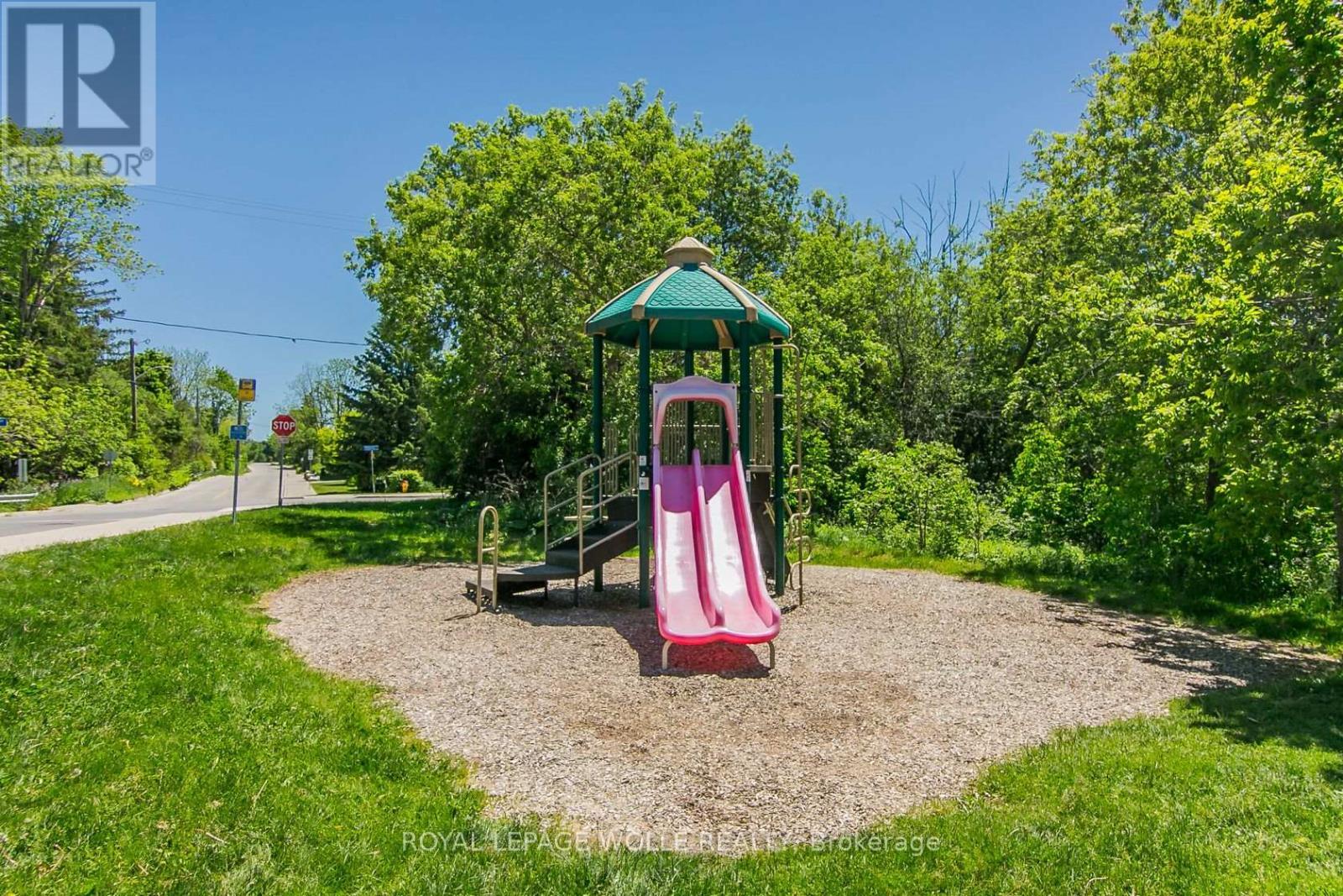 












1774 OLD MILL ROAD

,
Kitchener,




Ontario
N2P1Z5

