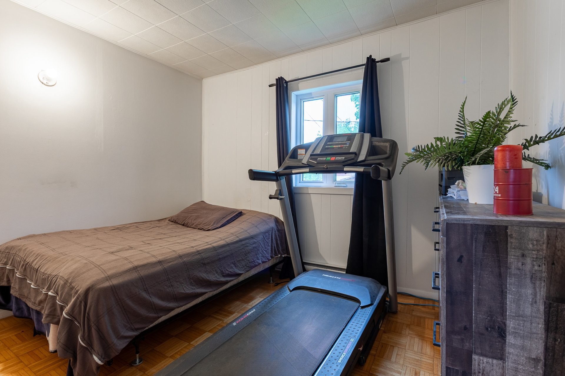 









421


Rue de l'Alouette

,
Shawinigan,




QC
G0X1L0

