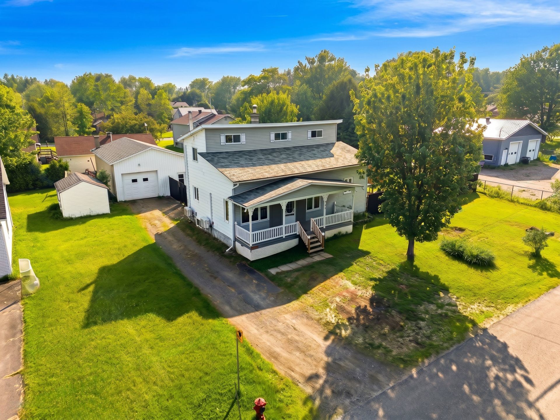 









421


Rue de l'Alouette

,
Shawinigan,




QC
G0X1L0

