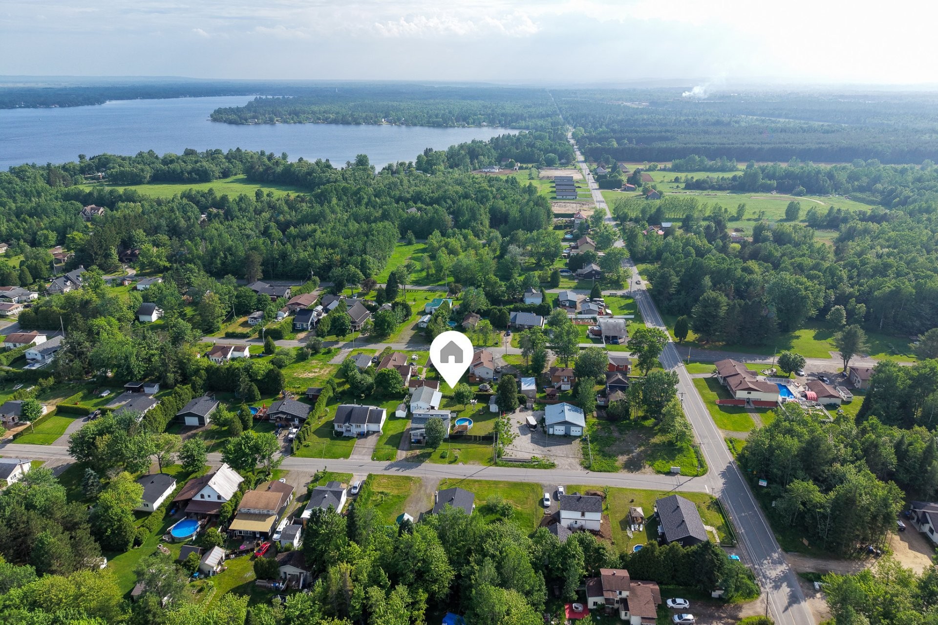 









421


Rue de l'Alouette

,
Shawinigan,




QC
G0X1L0

