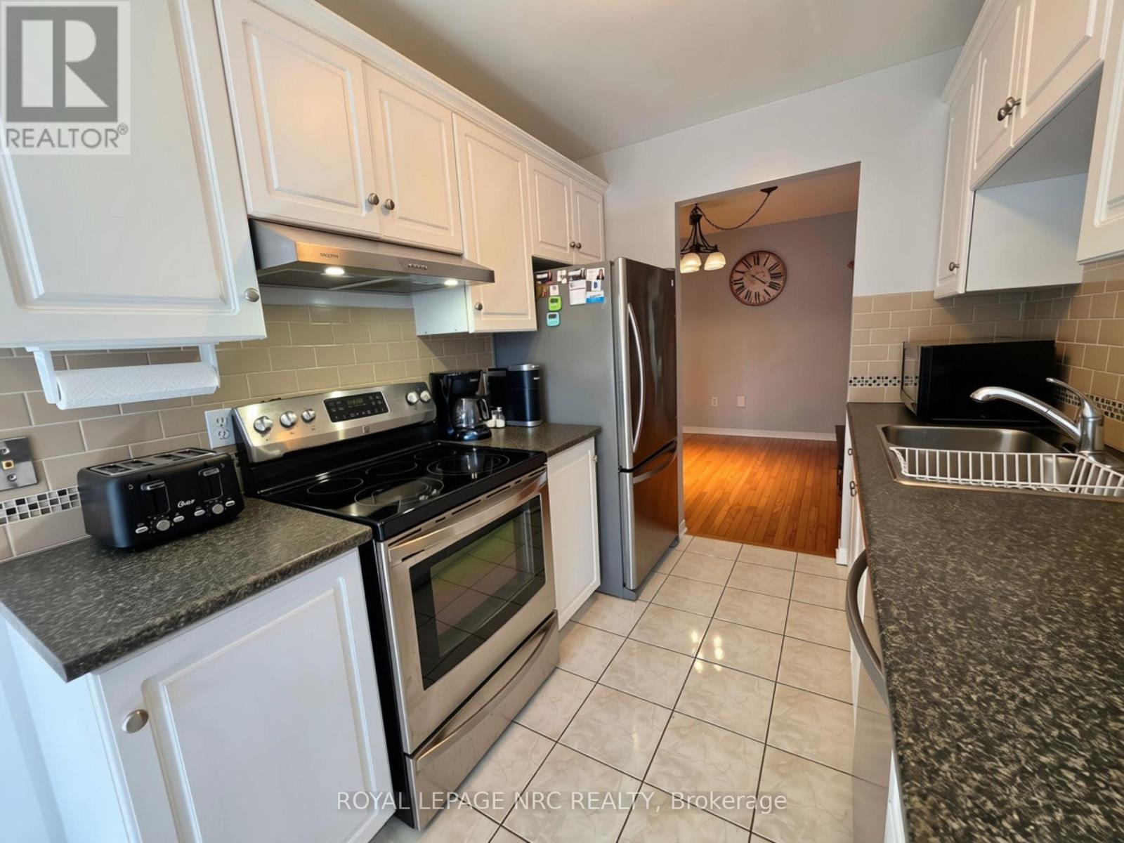 












28 - 5070 DRUMMOND ROAD

,
Niagara Falls (Cherrywood),




Ontario
L2E6E4

