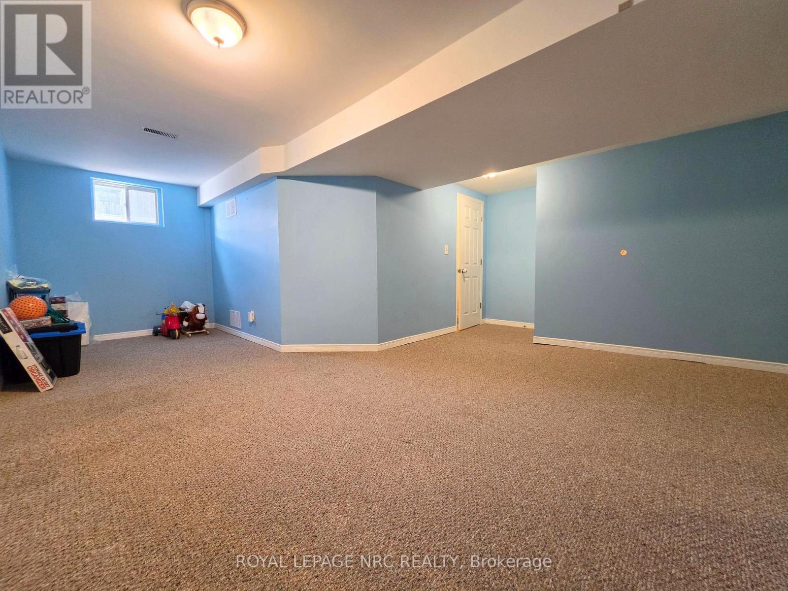 












28 - 5070 DRUMMOND ROAD

,
Niagara Falls (Cherrywood),




Ontario
L2E6E4

