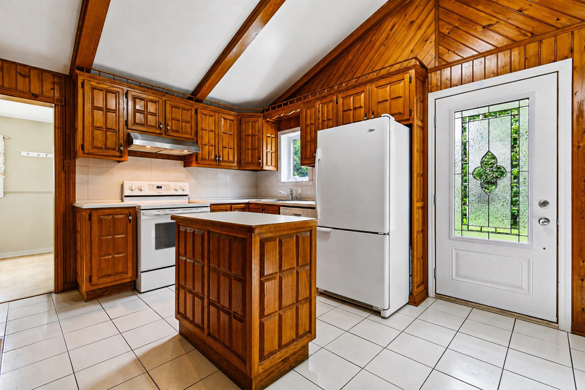 









135


Rue du Cap

,
Saint-Colomban,




QC
J5K2G6

