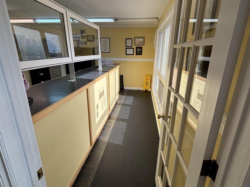 












14 Fraser Avenue

,
Sydney Mines,




NS
B1V 2B7

