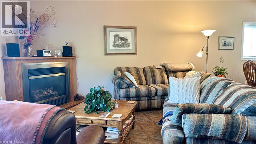 












418 LAKESHORE Road

,
Selkirk,




Ontario
N0A1P0

