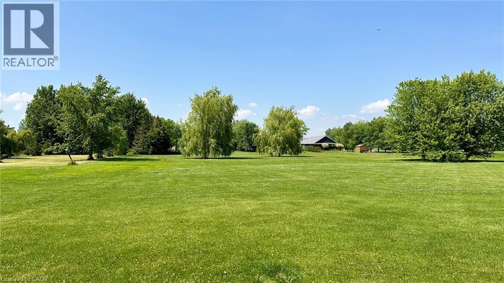 












418 LAKESHORE Road

,
Selkirk,




Ontario
N0A1P0

