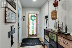 Spacious Foyere