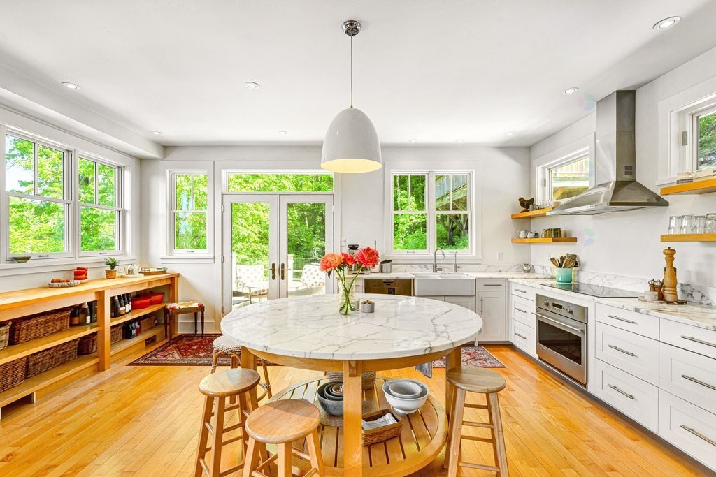 









673


Ch. du Lac-Meech

,
Chelsea,




QC
J9B1H9

