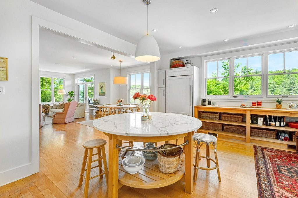 









673


Ch. du Lac-Meech

,
Chelsea,




QC
J9B1H9


