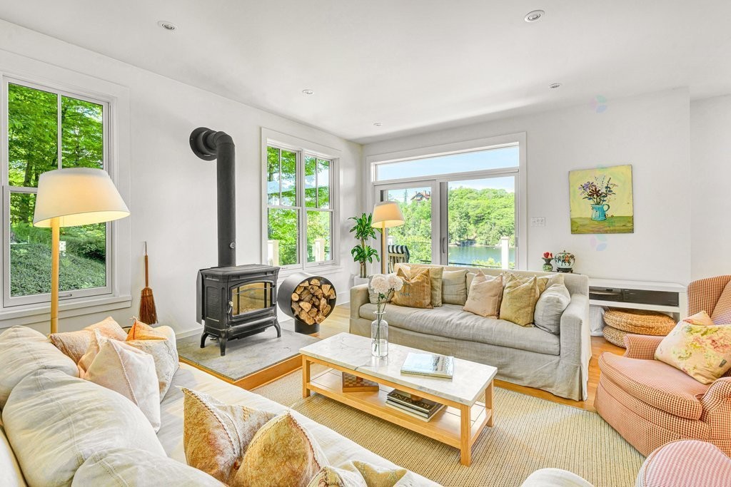 









673


Ch. du Lac-Meech

,
Chelsea,




QC
J9B1H9

